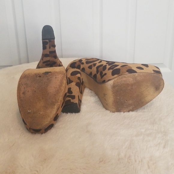 Closed-toed pump - Picture 3 of 4